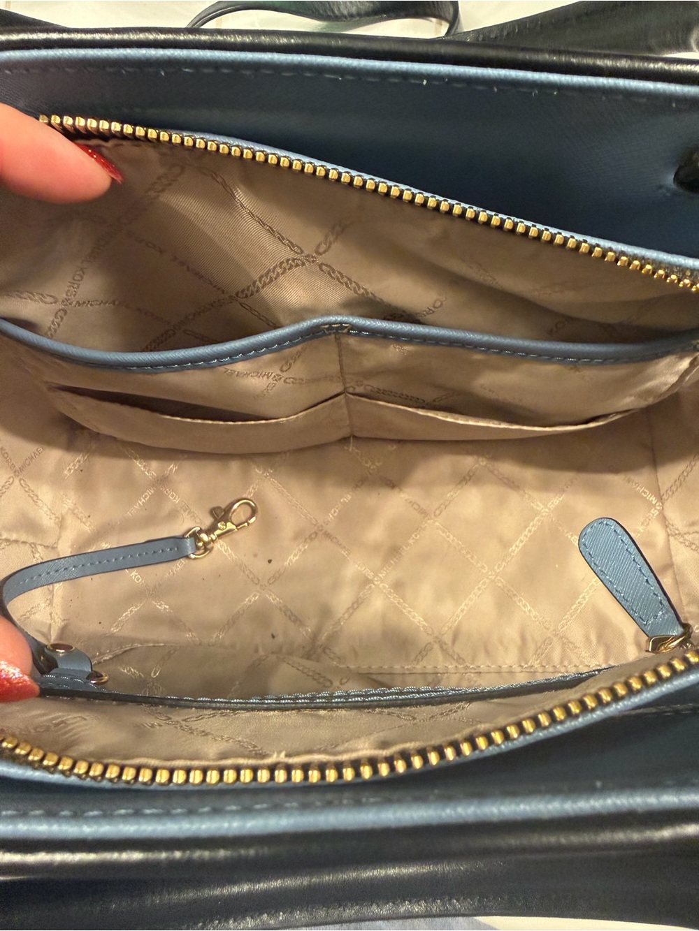 Michael Kors Powder Blue and Black Saffiano Satchel - Picture 7 of 7